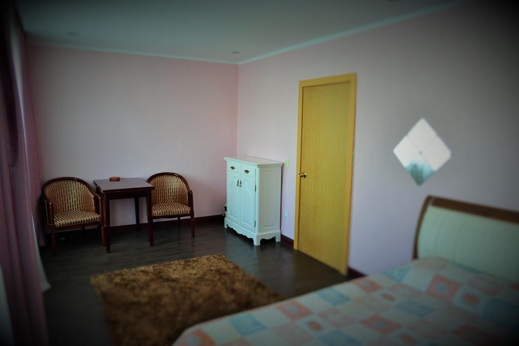 Zaluuchuud Hotel Oelan-bator Kamer foto