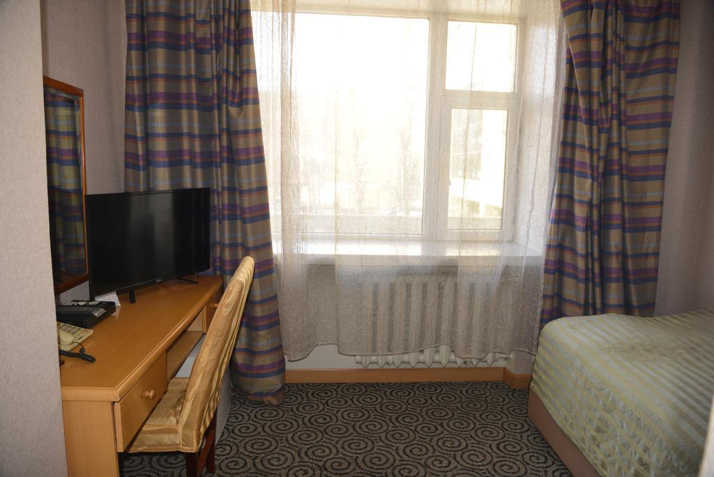 Zaluuchuud Hotel Oelan-bator Buitenkant foto